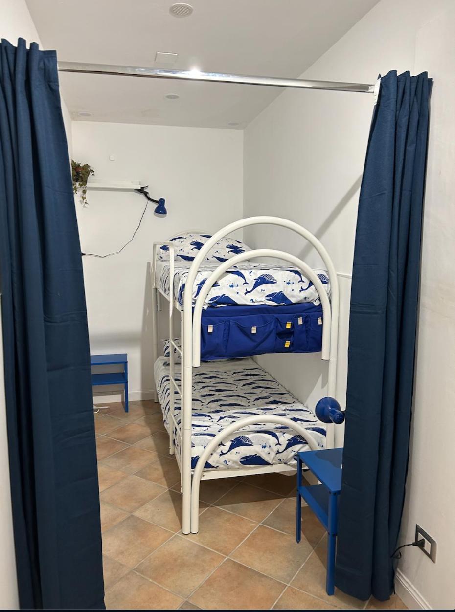 Intero Alloggio Salita Tasso Napels Buitenkant foto